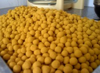 Cách làm viên hoàn tinh bột nghệ với mật ong