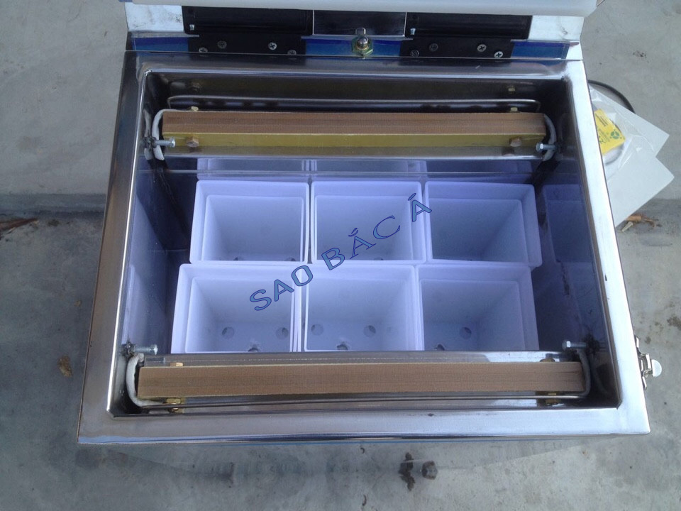 Máy hút chân không chè